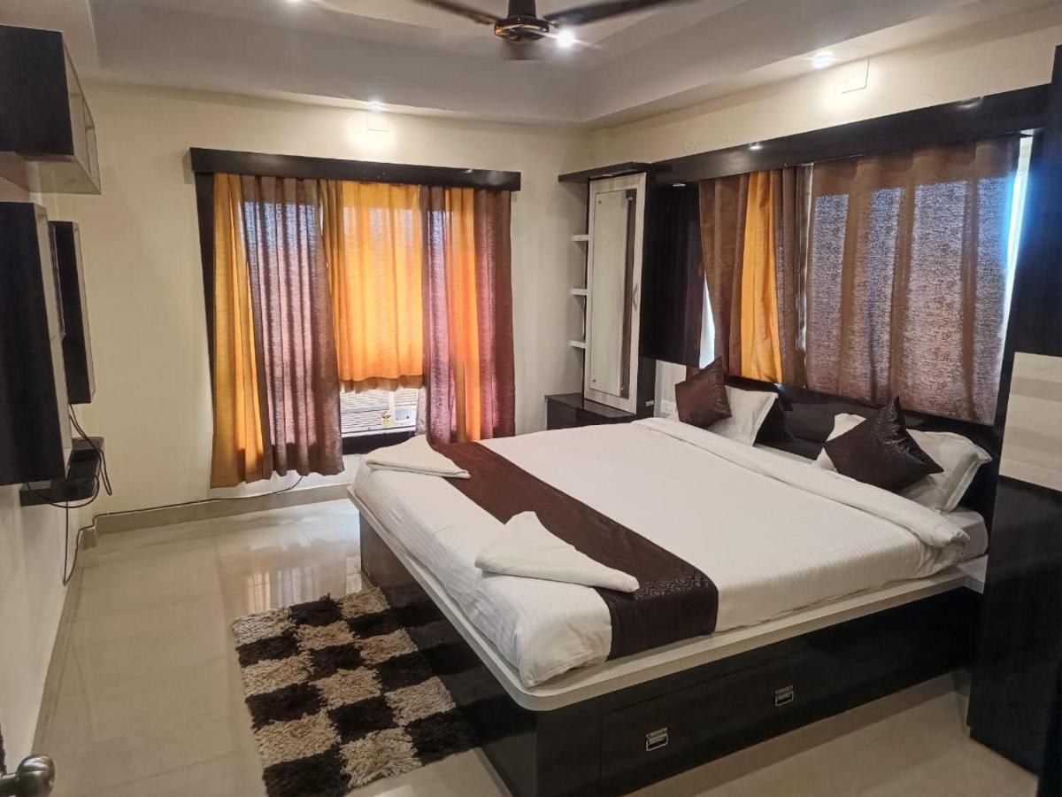 Green Heaven Shree Hotel Puri Bagian luar foto