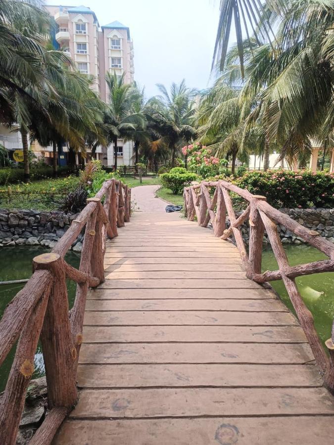 Green Heaven Shree Hotel Puri Bagian luar foto